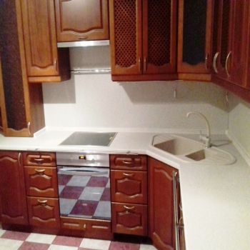 Ремонт кухонной мебели в СПб все районы - замена столешниц и фартуков.
Поменять столешницу на кухне - ремонт кухонной мебели